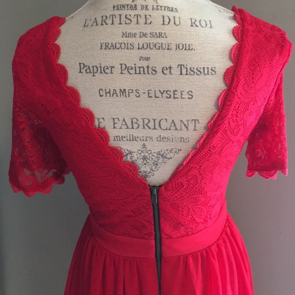 Red Plunge Neck Cocktail Dress - Picture 4 of 7